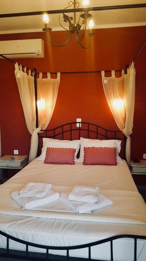 Maraki Hotel Thimonia Buitenkant foto