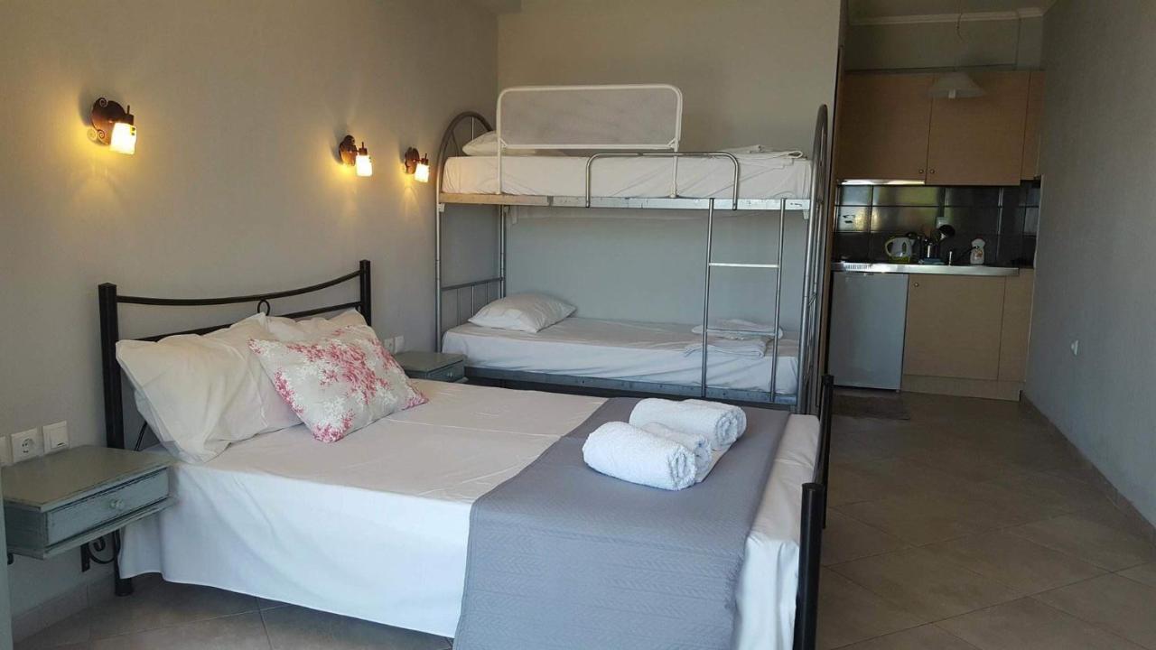 Maraki Hotel Thimonia Buitenkant foto